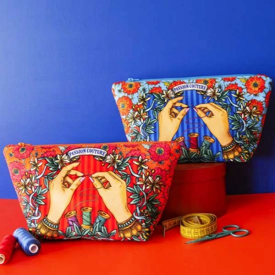 trousse-passion-couture-blue 3.webp